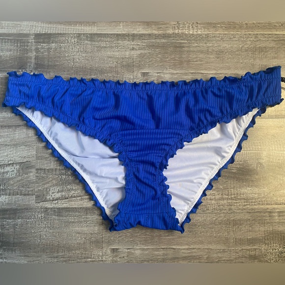 Shade & Shore Ribbed Ruffle Cheeky Bikini Bottom Blue New - Picture 4 of 5
